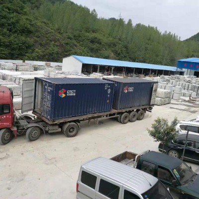 梨花白是建筑材料、園林、廣場地鋪的理想石料