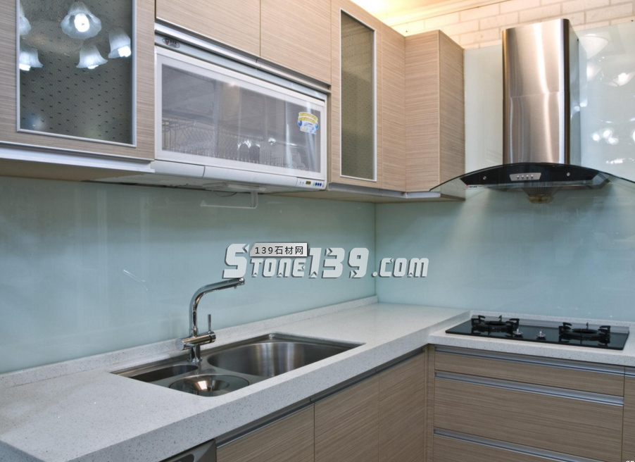 廚房臺面選石英石 如果開裂后是換還是修