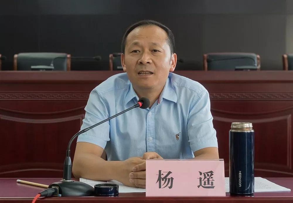 麻城市支持保障民營經濟持續健康發展。石材產值達222.6億元,撐起麻城市工業經濟“半壁江山”。