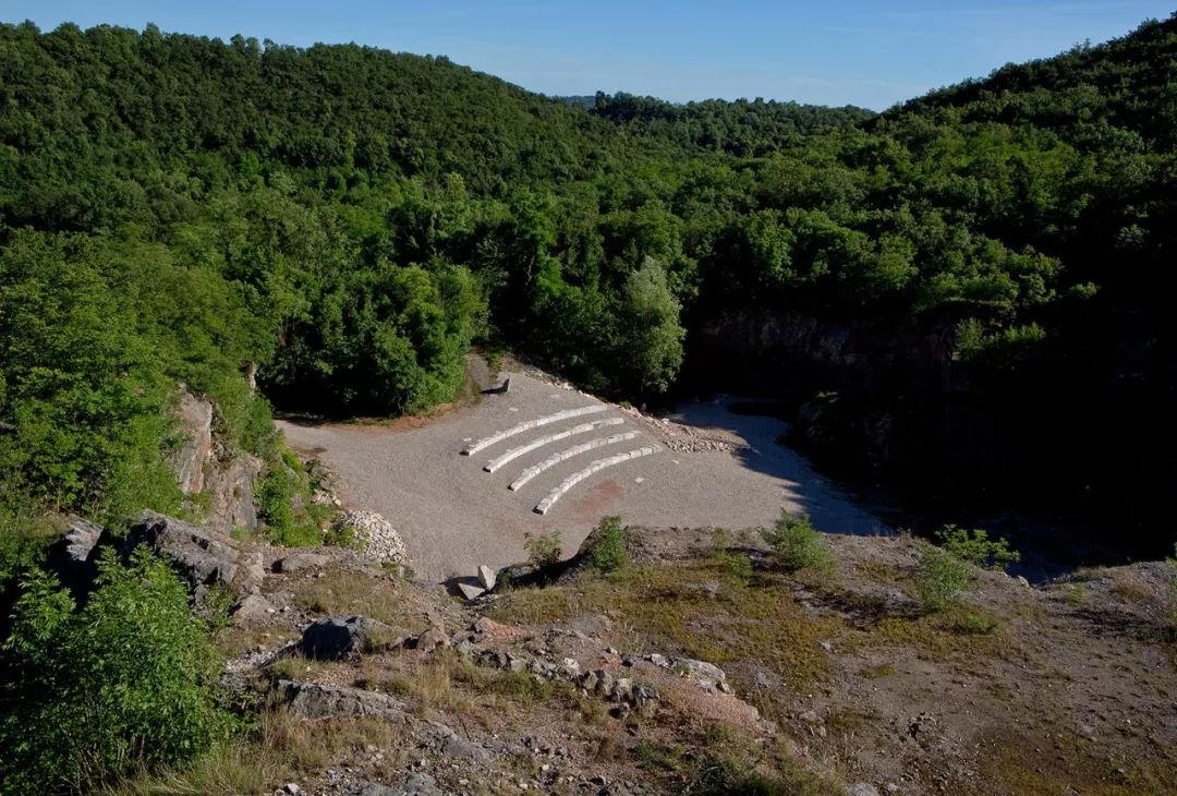 礦山采石場再利用,這座采石場被列入世界文化遺產