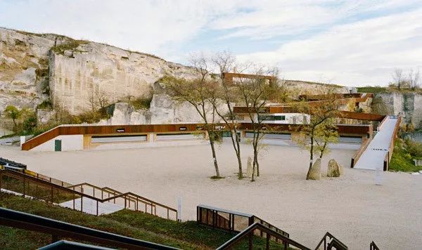礦山采石場再利用,這座采石場被列入世界文化遺產