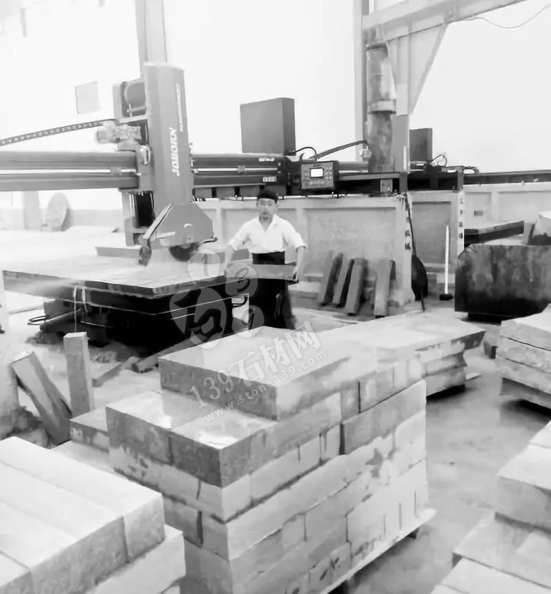 記福建永定紅石材產地洪山鄉換水: 紅色石材 綠色發展