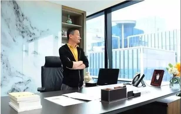 國內外明星家的大理石豪宅裝飾