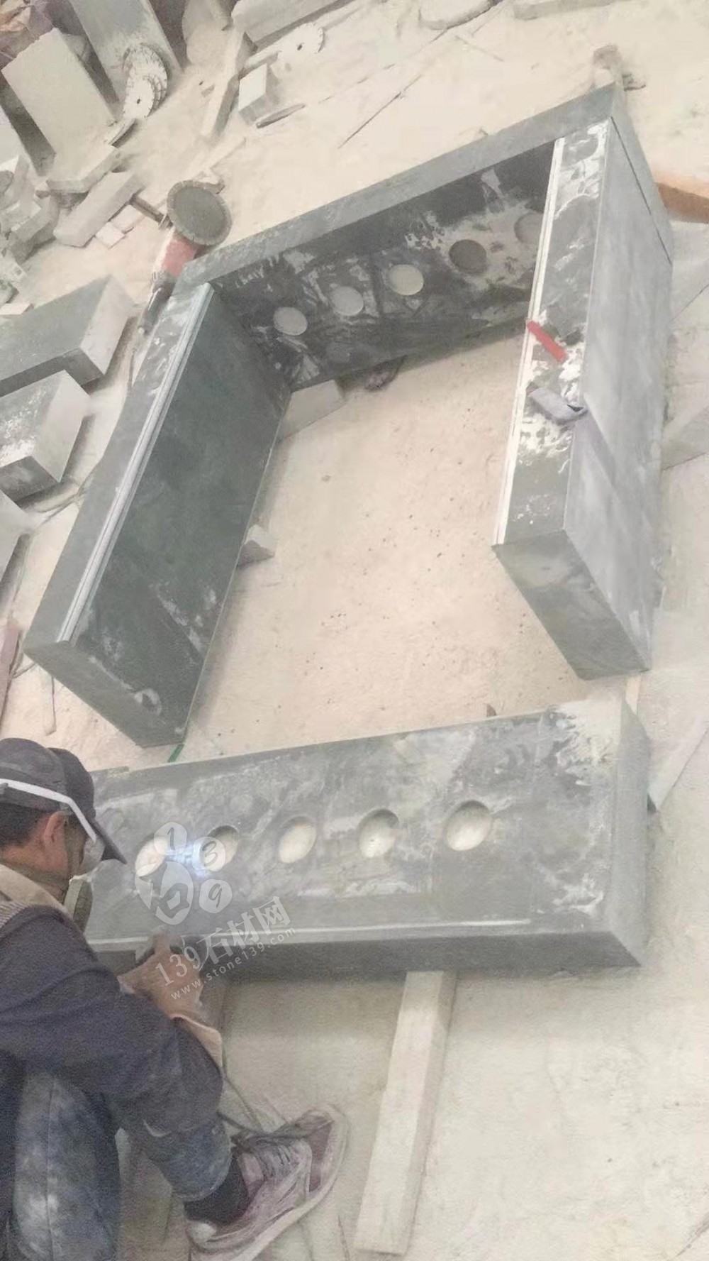 青石廣告朋友圈來一波 恒發石材老板冒個泡