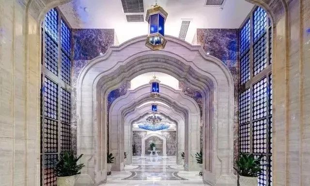 石材人來(lái)廈門都喜歡睡這個(gè)酒店,原因是為了看豪華的石材