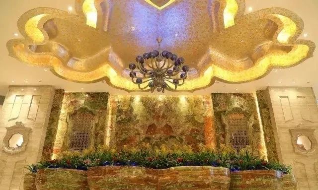 石材人來(lái)廈門都喜歡睡這個(gè)酒店,原因是為了看豪華的石材