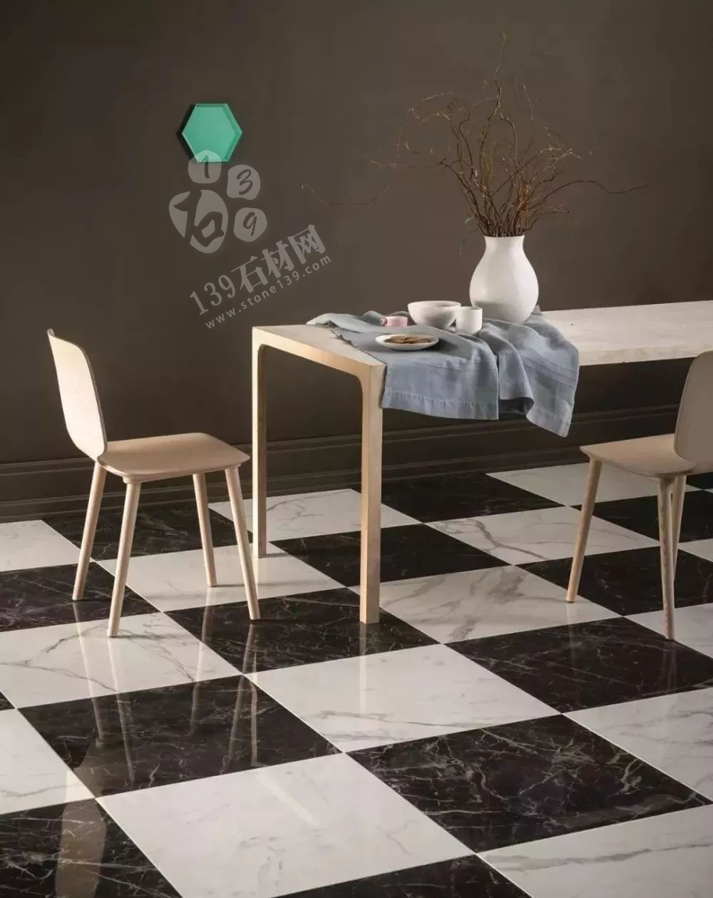 大理石鋪地 豪宅用大理石這樣拼裝想說難看大家都不答應(yīng)