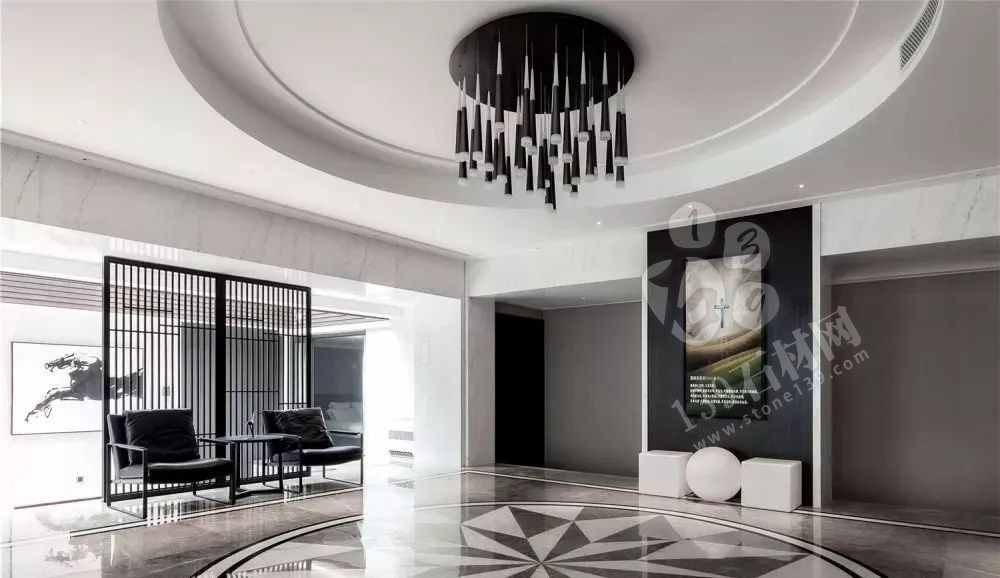 大理石鋪地 豪宅用大理石這樣拼裝想說難看大家都不答應(yīng)