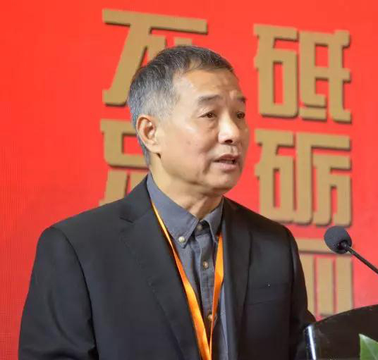 華輝石材股份董事長(zhǎng)王清安當(dāng)選全國(guó)工商聯(lián)石材業(yè)商會(huì)第四屆理事會(huì)首任輪值會(huì)長(zhǎng)