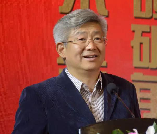 華輝石材股份董事長(zhǎng)王清安當(dāng)選全國(guó)工商聯(lián)石材業(yè)商會(huì)第四屆理事會(huì)首任輪值會(huì)長(zhǎng)