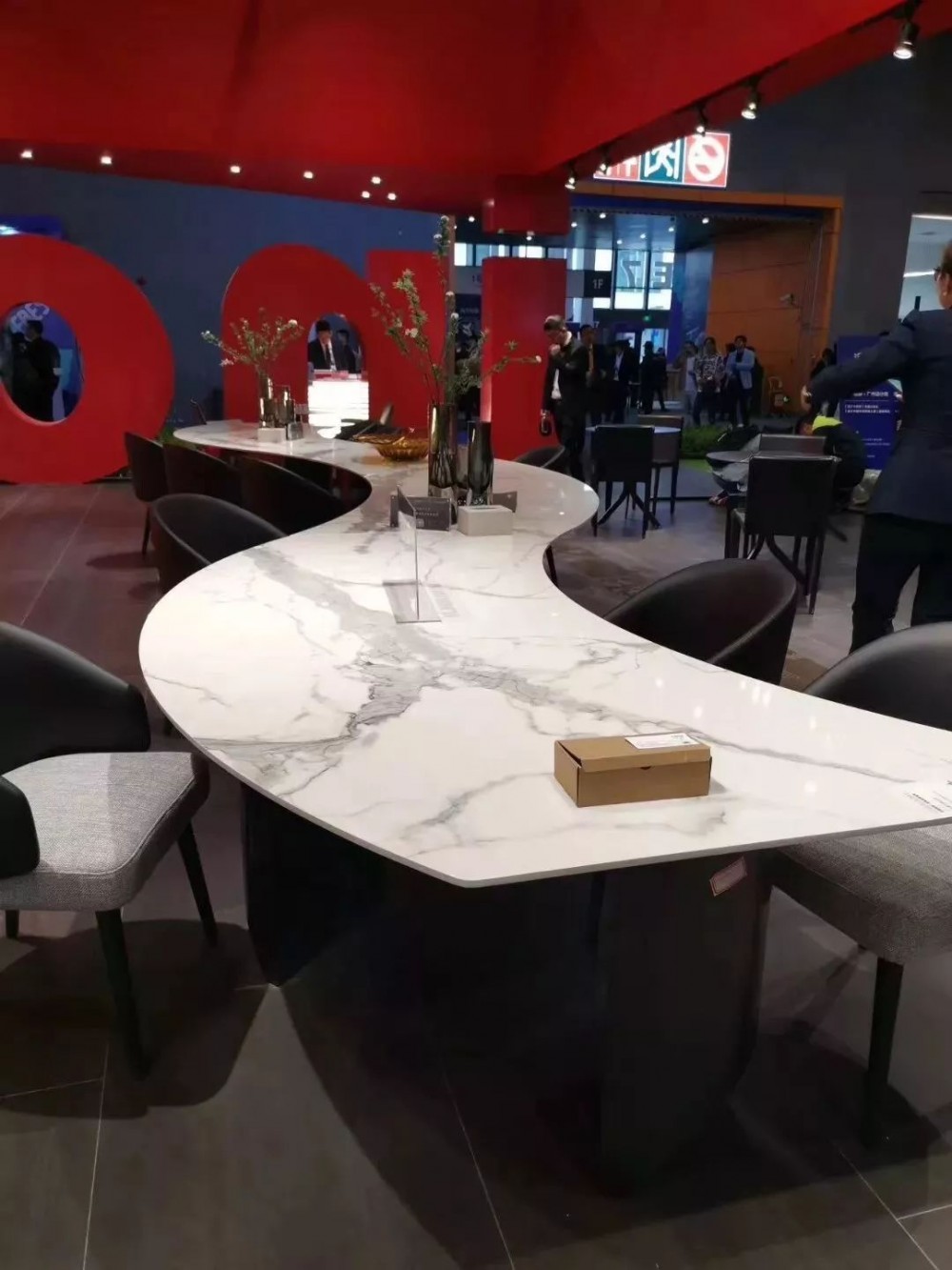 2019廣州設計周，石材軍團閃亮登場 