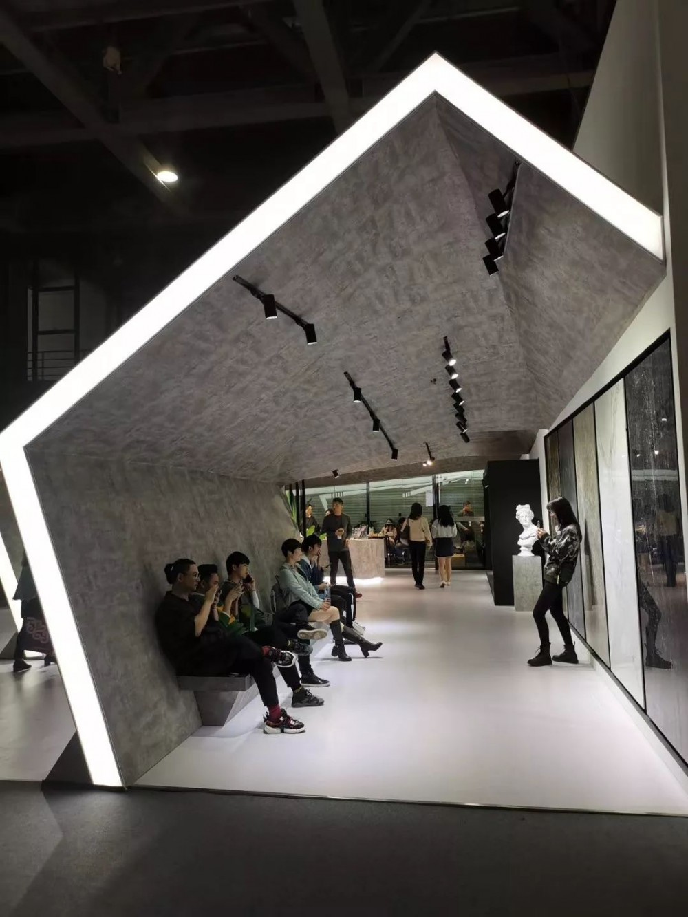 2019廣州設計周，石材軍團閃亮登場 