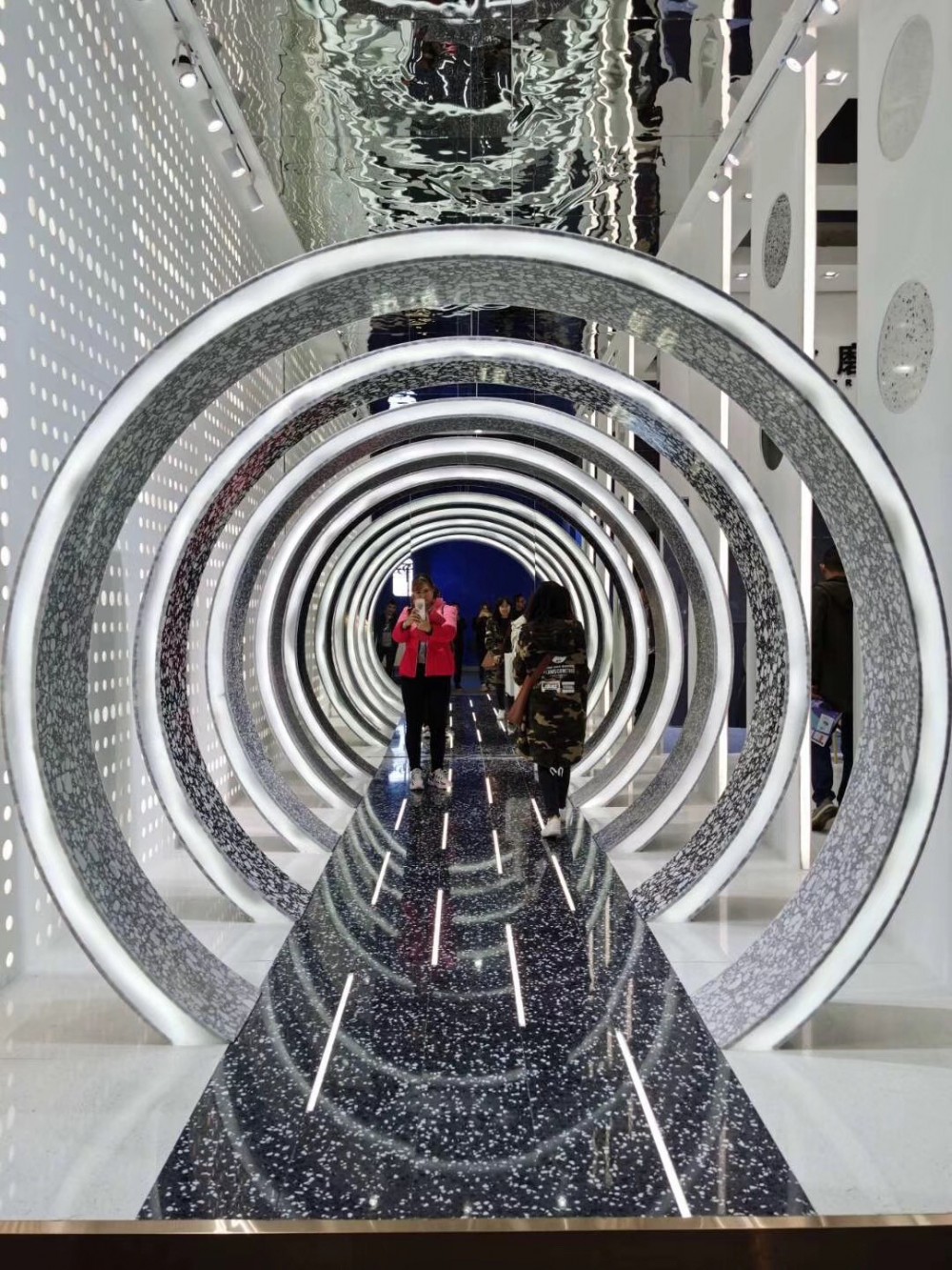 2019廣州設計周，石材軍團閃亮登場 