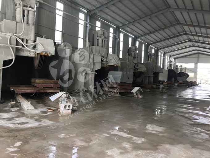 四川茗源石材主要經營萬源青石、欄桿護欄、路沿石、市政工程青石訂單