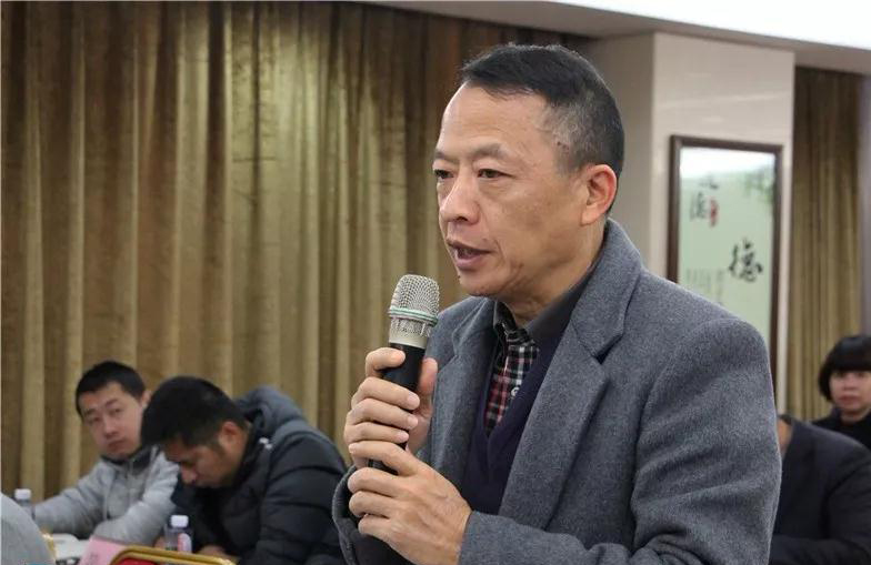 廣西賀州市石材碳酸鈣行業“小散亂”整治工作新聞發布會召開