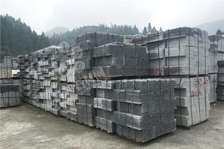 湖南芝麻灰溆浦廠家福華石材主營芝麻灰、芝麻黑654、芝麻白、小冰花、G688#