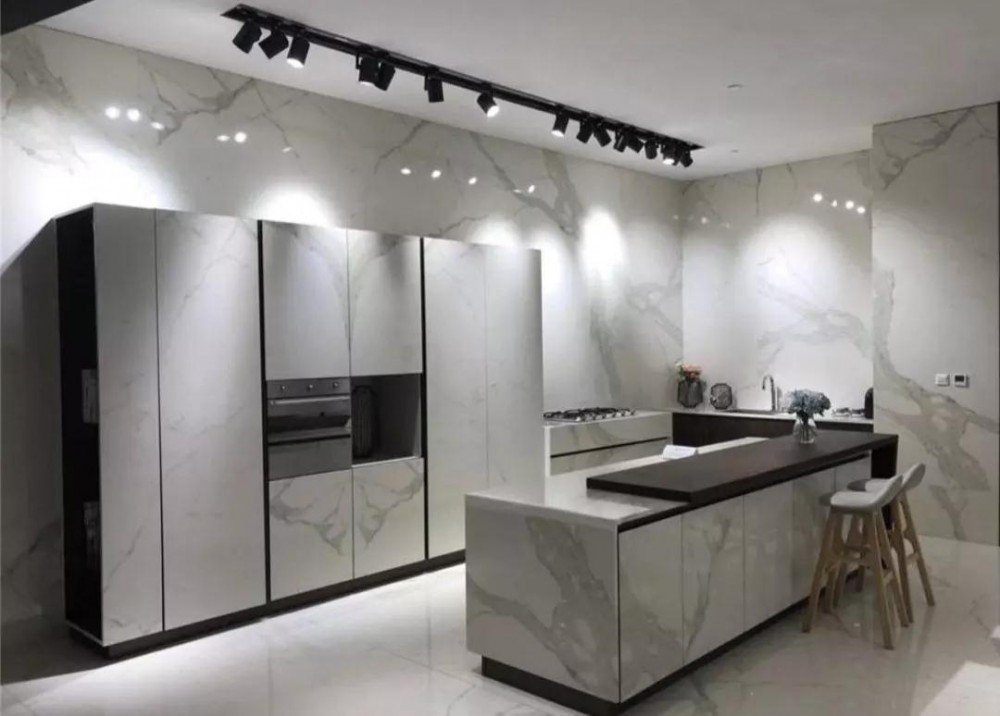 蒙娜麗莎集團(tuán)文化總監(jiān)王力 :巖板產(chǎn)業(yè)集群正快速形成