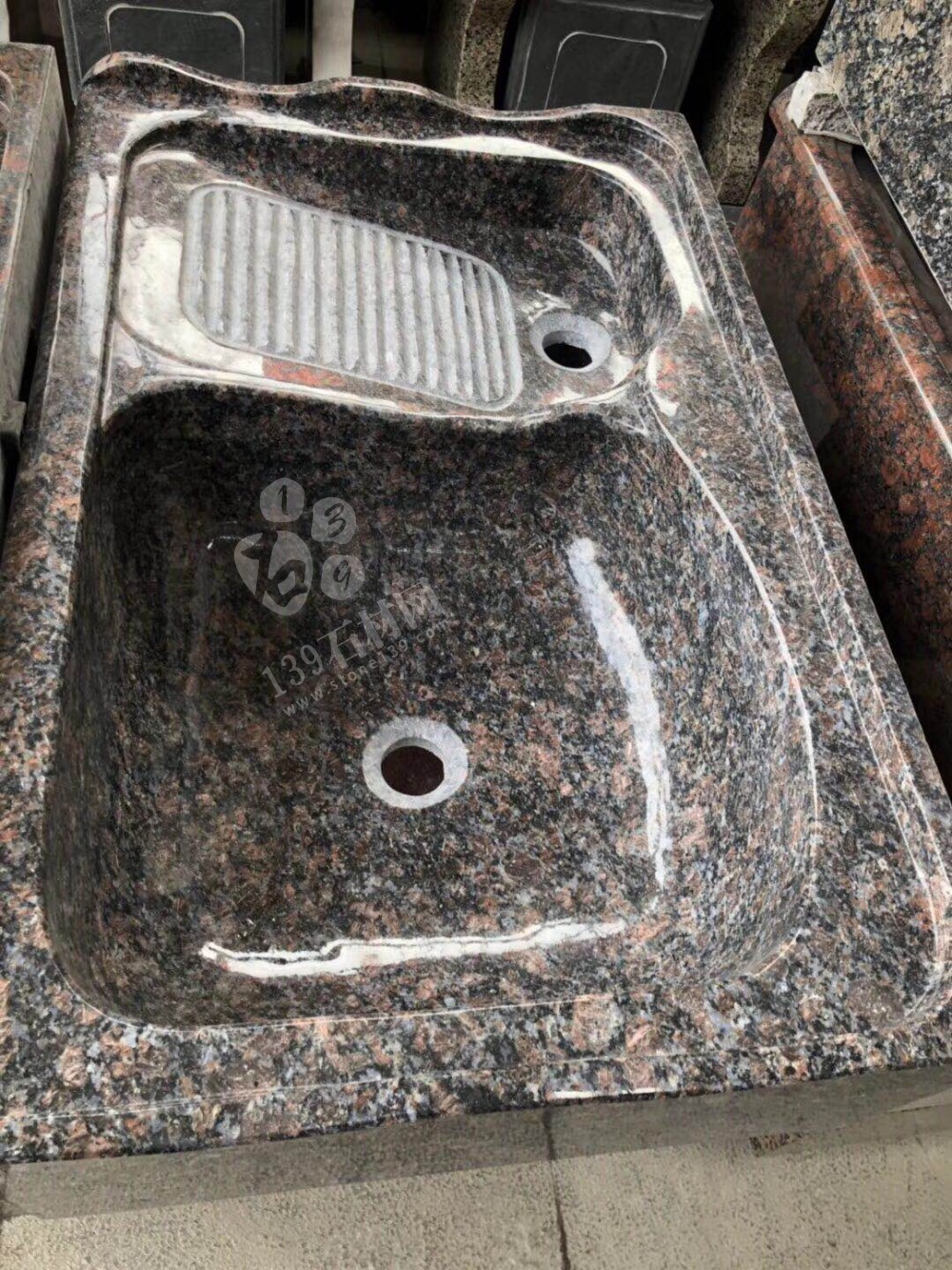 2020年元旦新上一批天然石材洗衣池，樂(lè)晨花崗巖洗衣池年底大放價(jià)