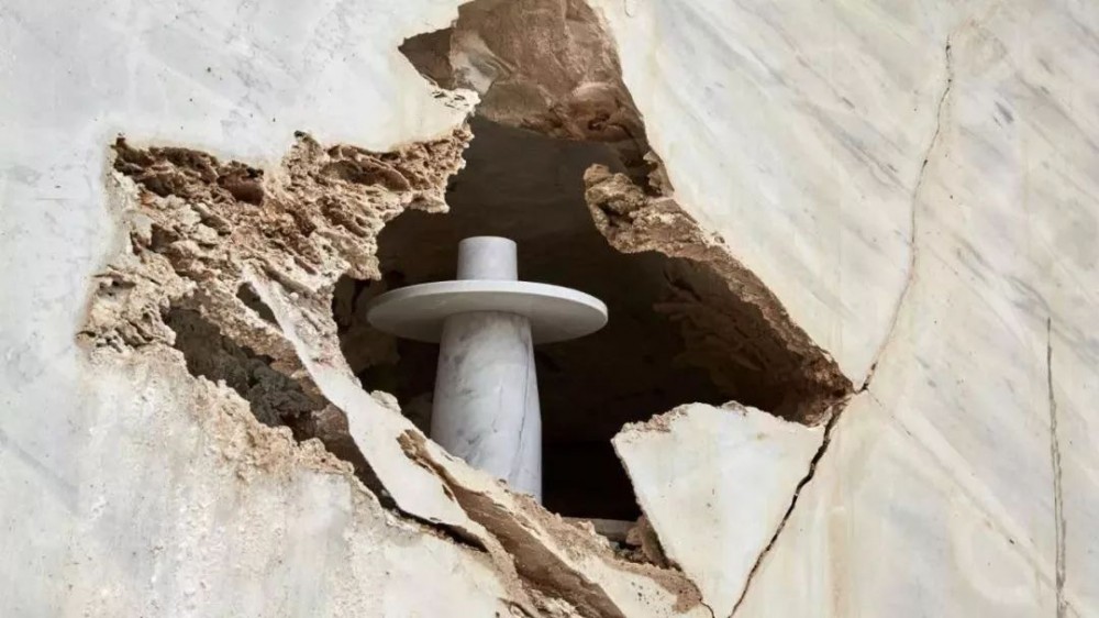 一組天然石材家具照片，專(zhuān)門(mén)從石材原產(chǎn)地采石場(chǎng)拍攝（組圖）