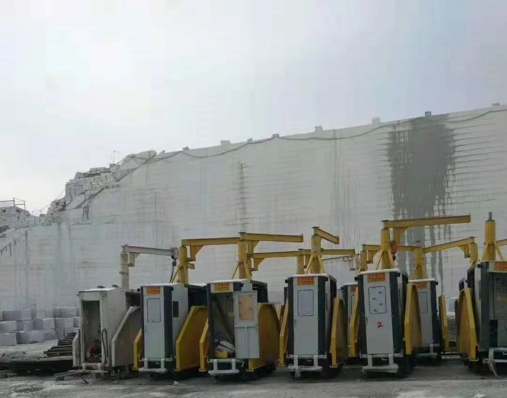 爆料：麻城礦山2020年大年30初一初二都開工！