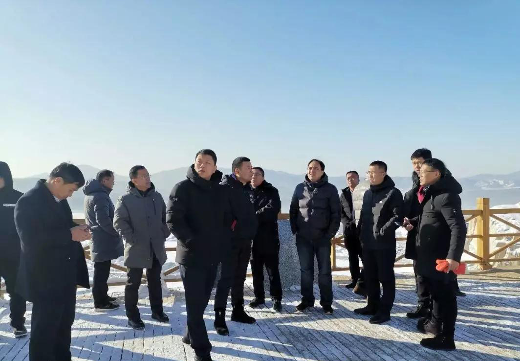 廣西岑溪市人民政府副市長陀藝蒞臨中國北部(蛟河)石材循環(huán)經(jīng)濟產(chǎn)業(yè)園考察