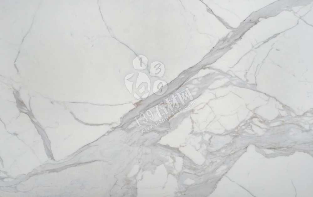 微晶石紋路板與巖板的對比區別