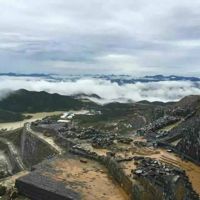 長泰縣長調研吳田礦山(福建芝麻黑G654)整治工作!