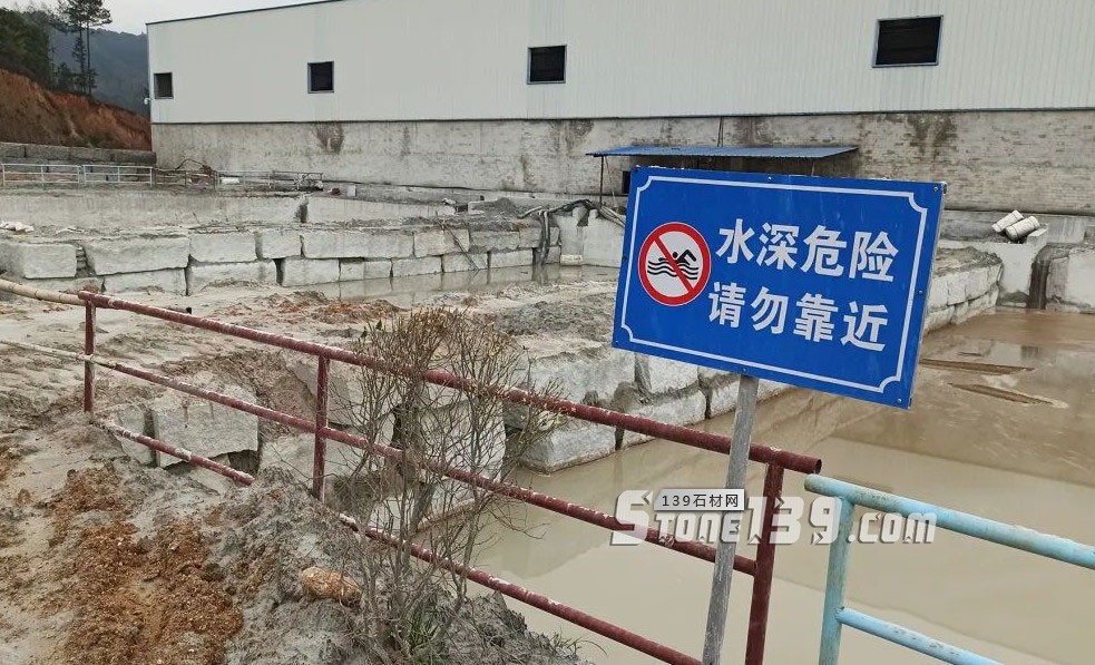 廣西資源縣縣長調研資源縣石材產業復工復產、發展整改等工作,附海浪花 浪花白 資江灰產品欣賞!