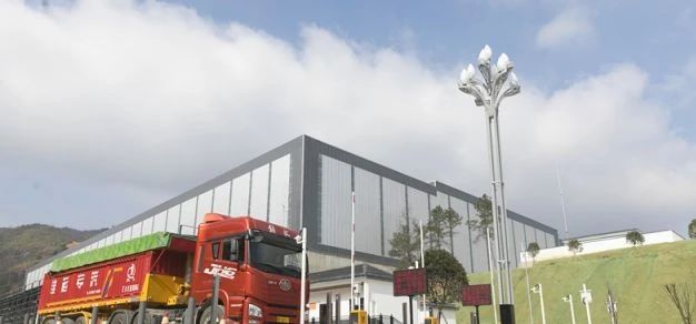 花崗巖礦山預可采礦石資源儲量9314.95萬噸,湖南汨羅市川山坪鎮綠色礦山之路