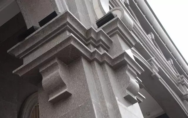 別墅外墻為何選石材（花崗巖）？經歷百年，石材外墻風采依舊