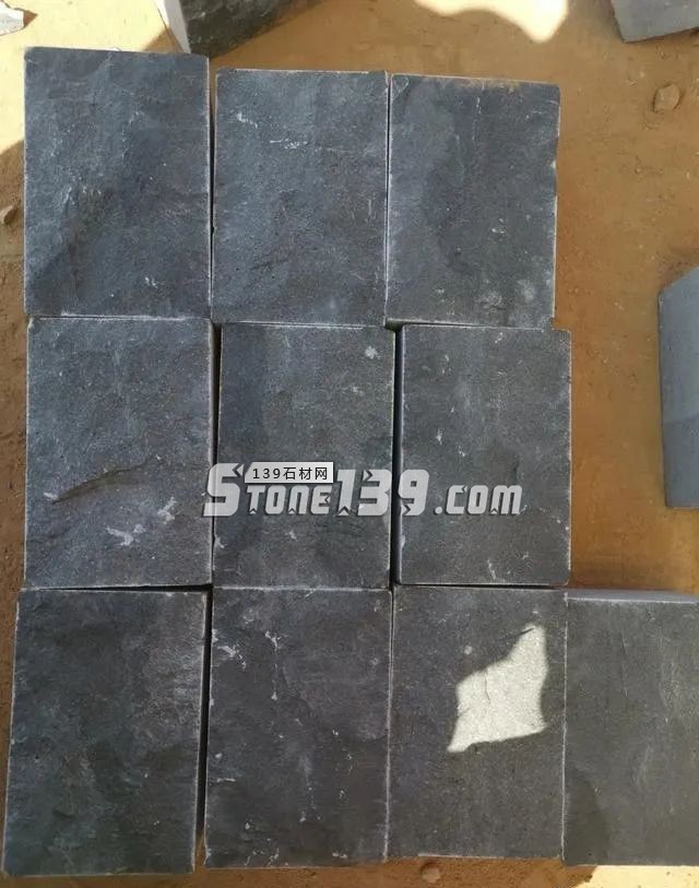 湛江雷州市自然資源局依法拆除13處違法石材場,附湛江黑石欣賞!