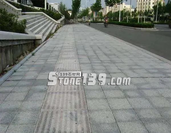 湛江雷州市自然資源局依法拆除13處違法石材場,附湛江黑石欣賞!