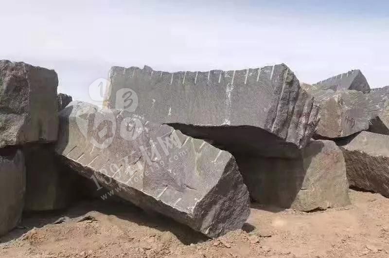 內蒙古德嶺山鎮總投資約4712萬元石材加工建設項目來了!附蒙古黑、大漠黑欣賞