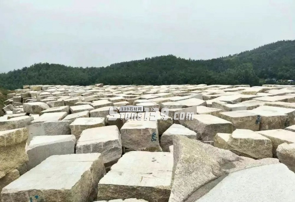 （隨州白麻黃金麻產(chǎn)地）吳山鎮(zhèn)嚴(yán)禁私人外賣荒料，否則一律沒收！