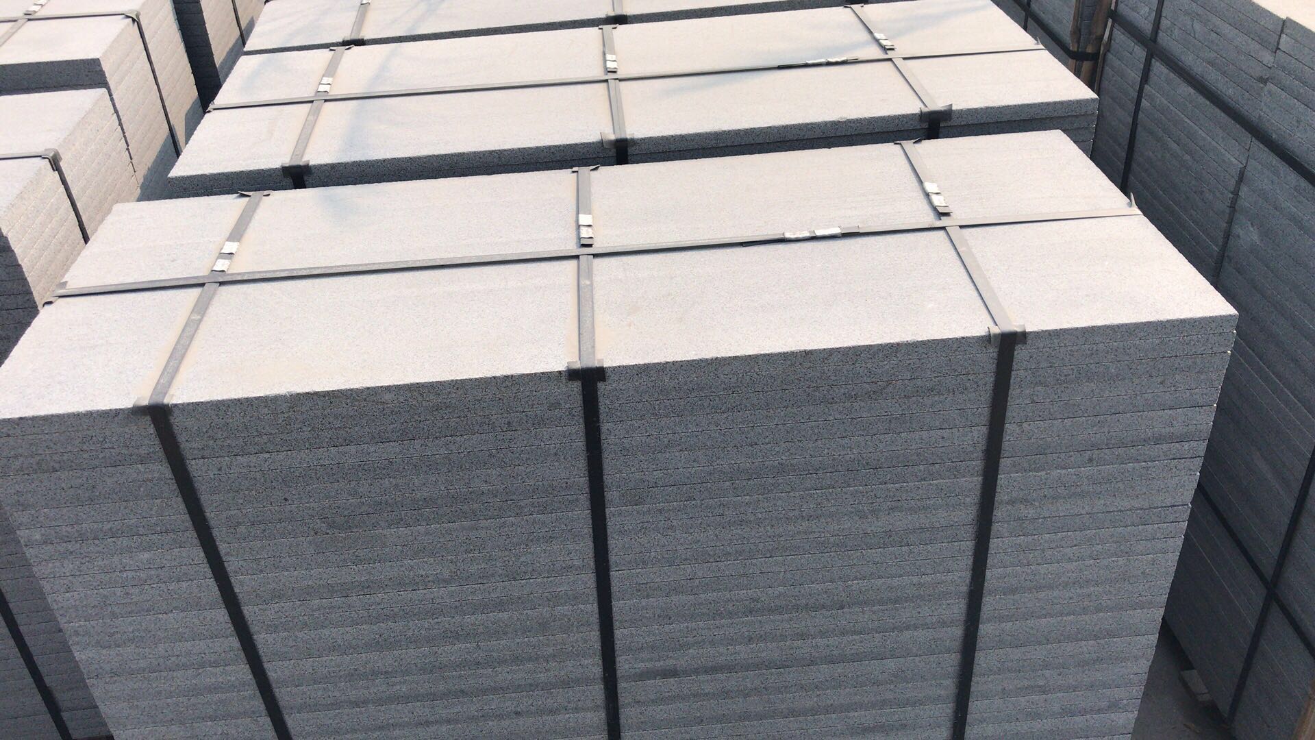 【恒鑨竽杰石材】主營花崗巖江西紅、新老礦芝麻黑654#