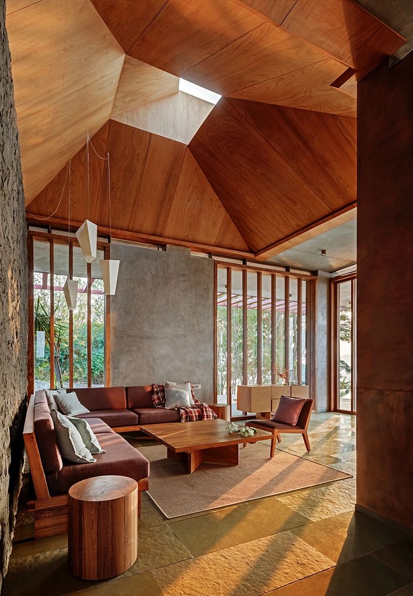 用心的石材裝飾設計,黑色玄武巖(石材自然面)的應用返璞歸真 天然石材自然返璞的別墅