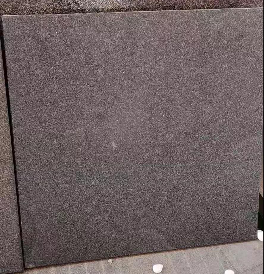 內蒙古烏拉特中旗總投資30億元石材加工園區正在開展“四通一平”工作