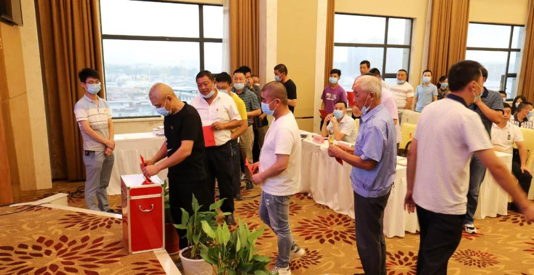 第一屆中共麻城市石材行業委員會選舉大會隆重召開