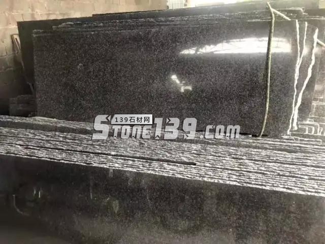 廣西芝麻黑產(chǎn)地鐘山縣黨政主要領(lǐng)導(dǎo)率隊(duì)深入花崗巖石材企業(yè)開(kāi)展專(zhuān)項(xiàng)調(diào)研,附產(chǎn)品欣賞!