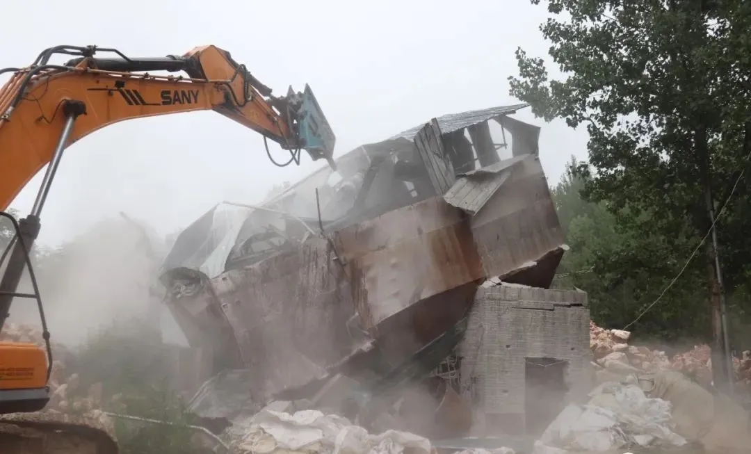 河南淅川縣上集鎮又拆2家石材廠!石材行業被中央環保嚴抓!
