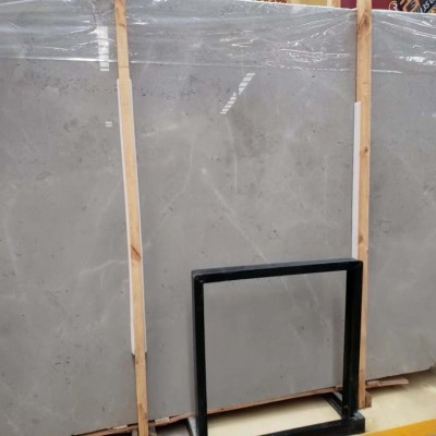 新云朵拉灰，1.8足厚度80一平方。