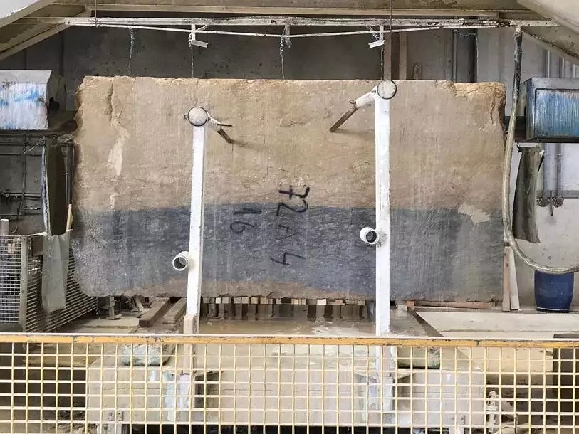 你說石材有色差是次品,那是你沒遇上好設計