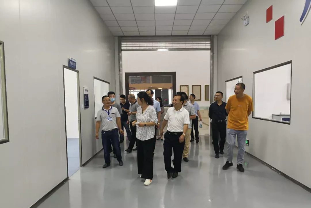 國家石材監督檢驗中心領導蒞臨貴州省石材產品檢測中心視察指導工作