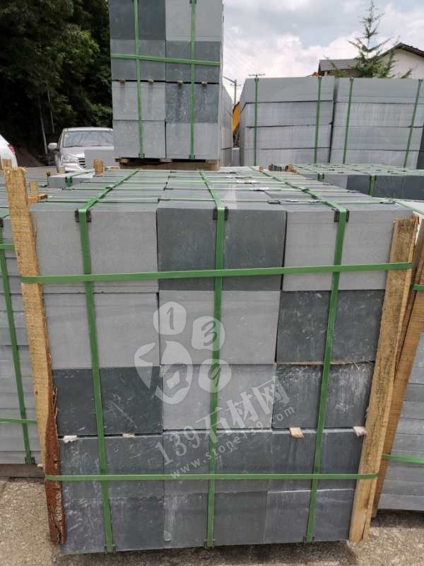 【國順石材】為您介紹萬源青石的主要用途和作用有哪些?