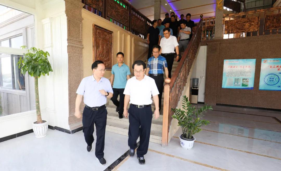 山東五蓮縣委書記馬維強一行蒞臨中部(麻城)石材產業園考察學習