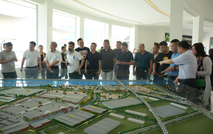 全國工商聯石材業商會四屆二次會長(擴大)會議在海西石材城成功召開