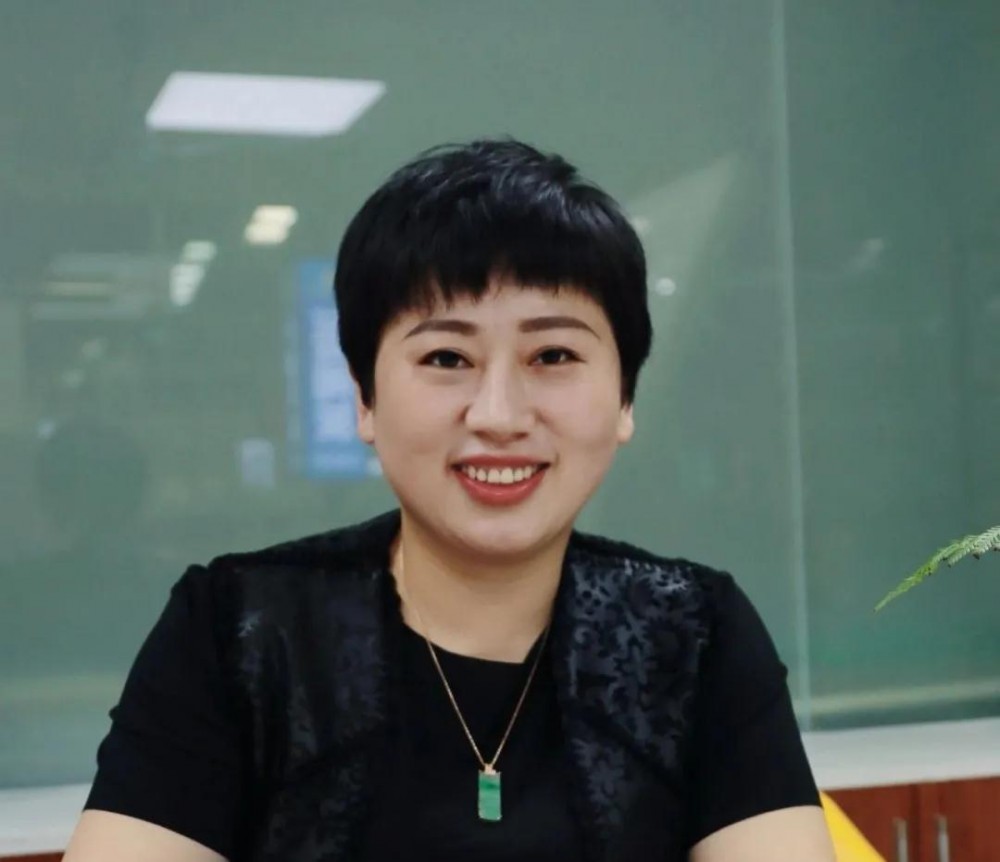 黃美英:石界“女俠”重拾舊業