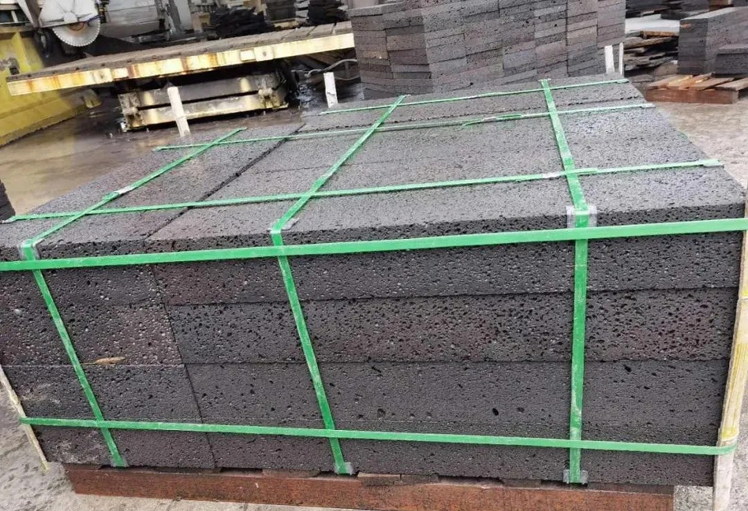 火山巖，一種“會(huì)呼吸”的石頭！