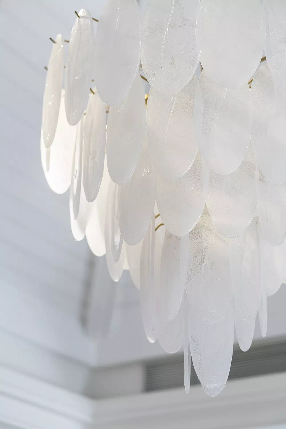 黑白大理石+金屬線，精致優雅的完美搭配