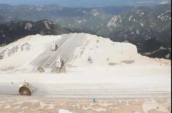 黃金麻石材:安居不用架高堂,石中自有黃金屋